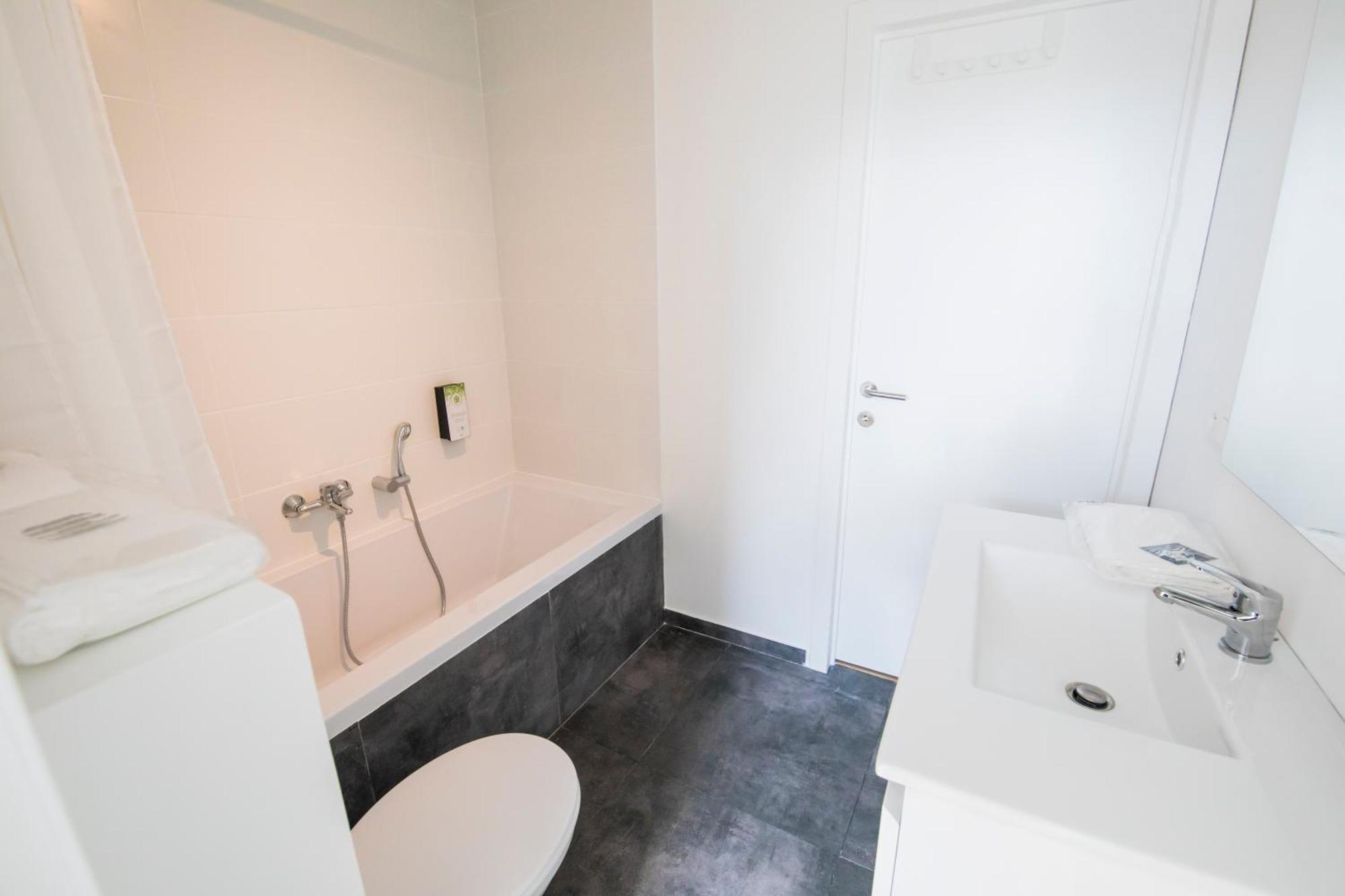 Travelease - Midi Bed and Breakfast Άντερλεχτ Εξωτερικό φωτογραφία
